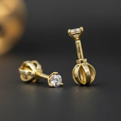 diamantové nausnice male