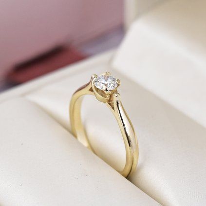 diamantovy%20zasnubny%20prste%C5%88%20zlat%C3%BD